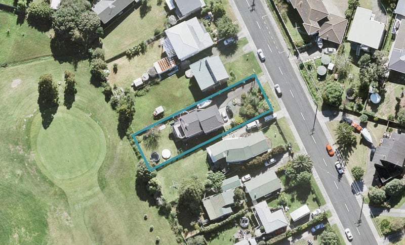 7 Shakespear Road, Army Bay, Whangaparaoa - Carousel 1