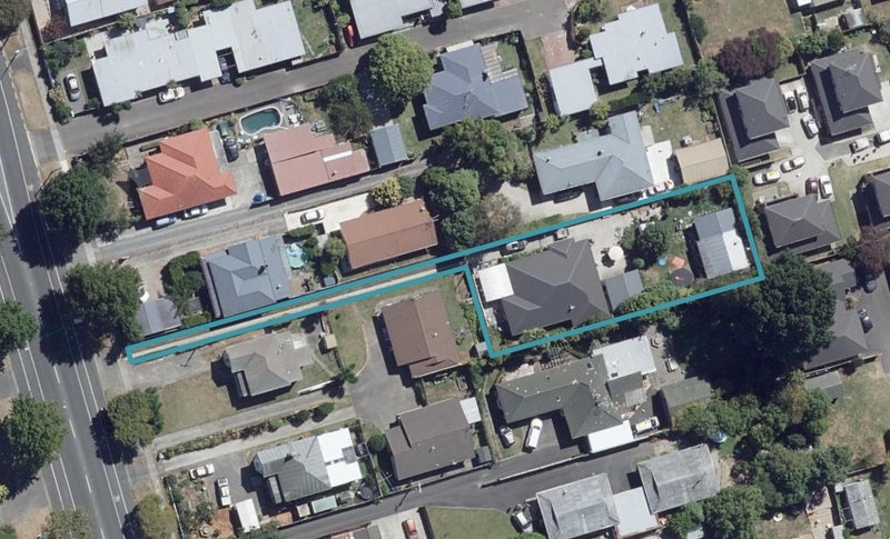 114 Galloway Street, Hamilton East, Hamilton - Carousel 1