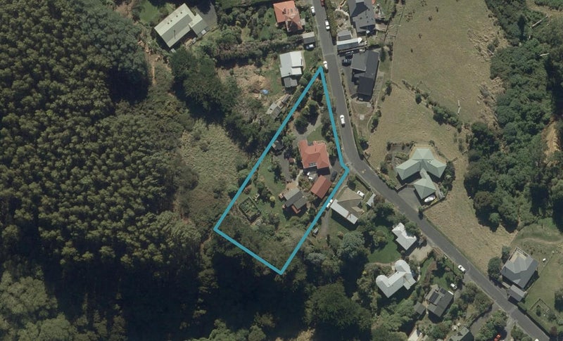 54 Seaton Road, Portobello, Dunedin - Carousel 1