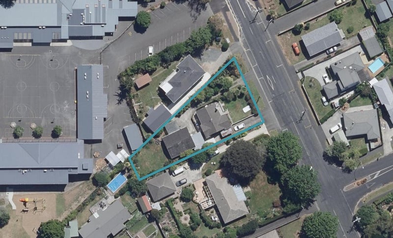 37 Knighton Road, Hillcrest, Hamilton - Carousel 1