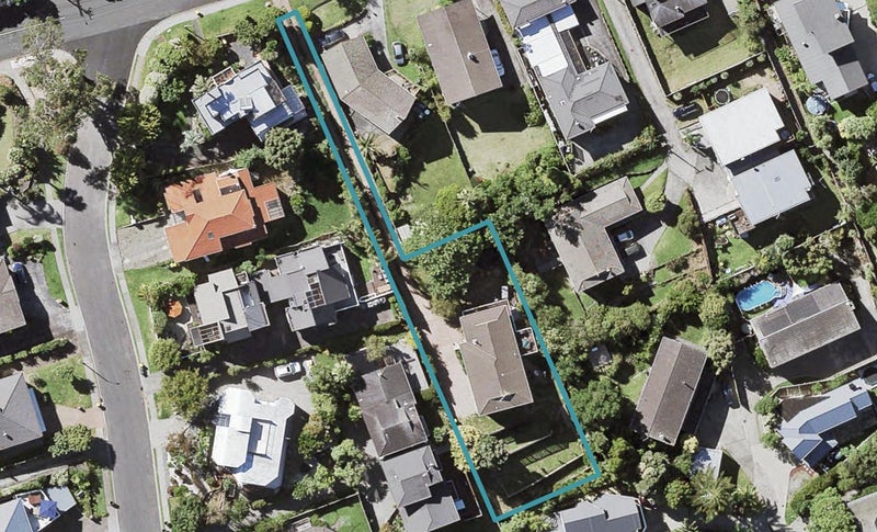 64 Knights Road, Rothesay Bay, Auckland - Carousel 1