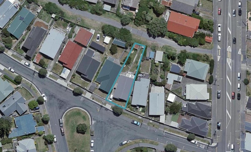 25 Endeavour Street, Lyall Bay, Wellington - Carousel 1