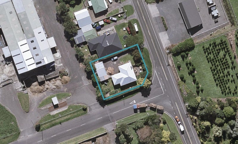 54 Egmont Road, Waiwhakaiho, New Plymouth - Carousel 1