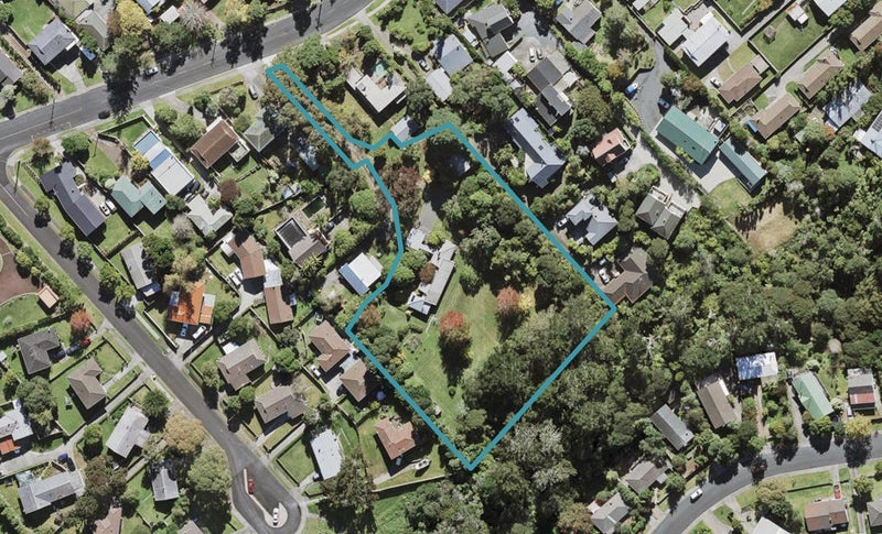275 Royal Road, Massey, Auckland - Carousel 1