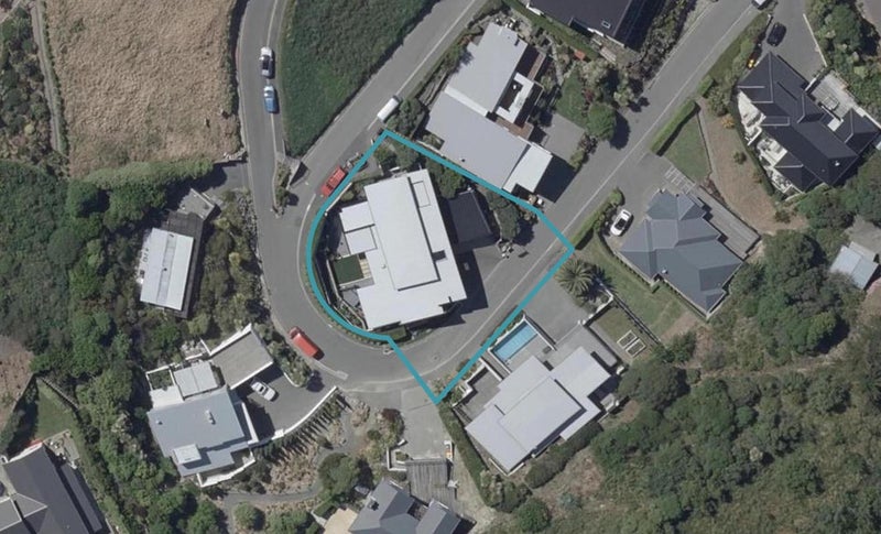 12 Challenger Lane, Redcliffs, Christchurch - Carousel 1