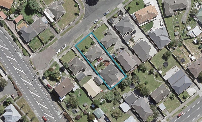 1/50 ATHLONE CRES NORTH, AVALON, LOWER HUTT - Carousel 1