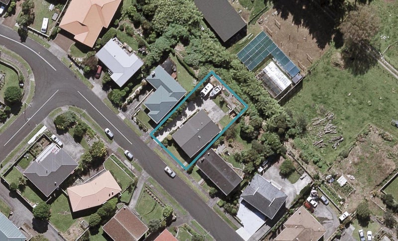 49 Crownhill Street, Spotswood, New Plymouth - Carousel 1