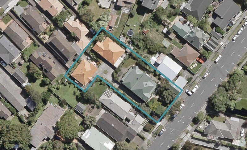 1/83 Penrose Street, Woburn, Lower Hutt - Carousel 1