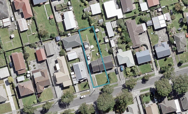 11 Bush Street, Naenae, Lower Hutt - Carousel 1