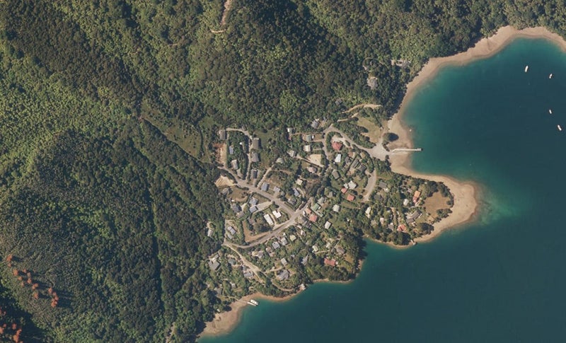 6 Worlds End Road, TENNYSON INLET - Carousel 1