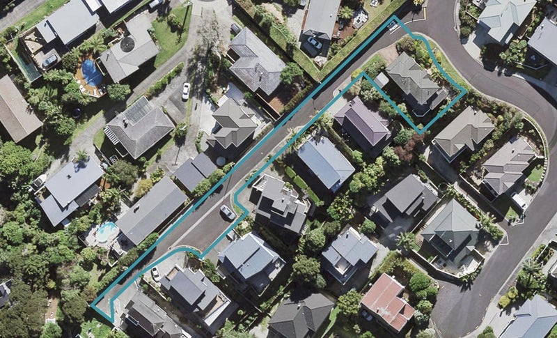 1B Mariners View Road, Beach Haven, Auckland - Carousel 1