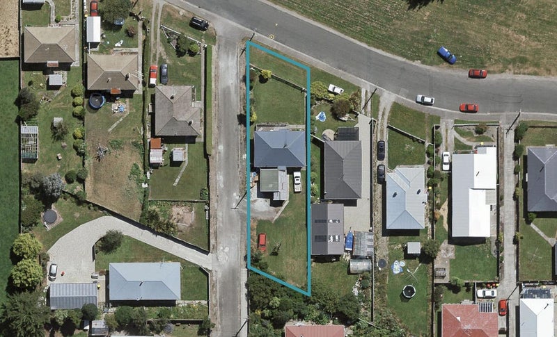 32 Scott Street, Strathern, Invercargill - Carousel 1