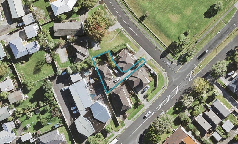 33 Rangitiki Crescent, Lynfield, Auckland - Carousel 1