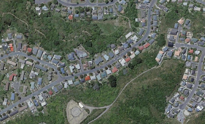 30 Ahuriri Street, Strathmore Park, Wellington - Carousel 1