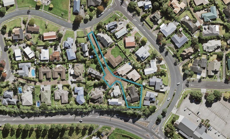 10 Bronzewing Terrace, Unsworth Heights, Auckland - Carousel 1
