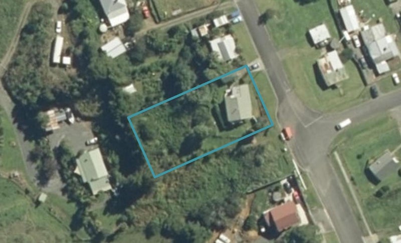 8 Joseph Street, Pukemiro - Carousel 1