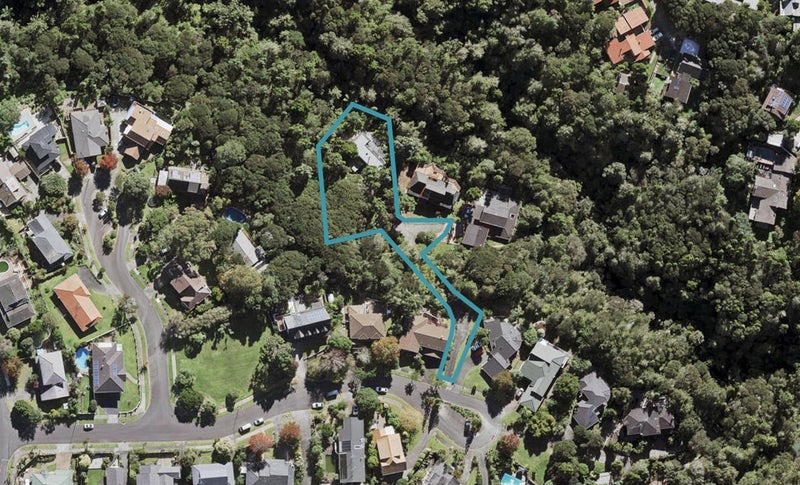 14 Homewood Place, Chatswood, Auckland - Carousel 1