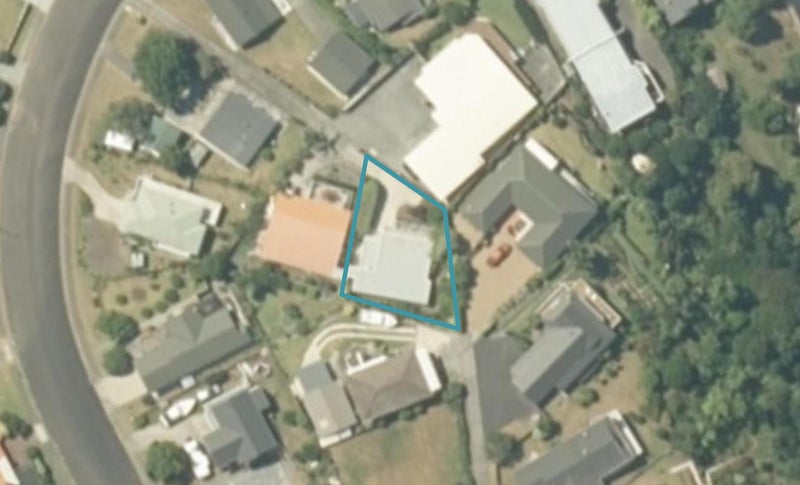 216B The Drive, Whangamata - Carousel 1