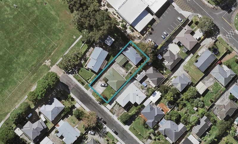 31 Trinidad Road, Sunnynook, Auckland - Carousel 1