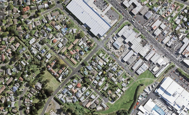 12A Graham Road, Conifer Grove, Takanini - Carousel 1