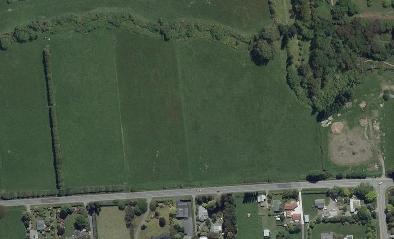 16 Twin Meadows Drive, Casebrook, Christchurch - Carousel 1
