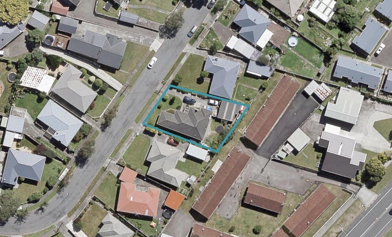 16 Mcdonald Street, Taita, Lower Hutt - Carousel 1