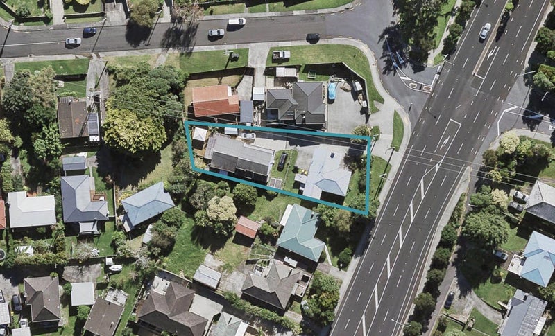 2/462 Glenfield Road, Glenfield, Auckland - Carousel 1