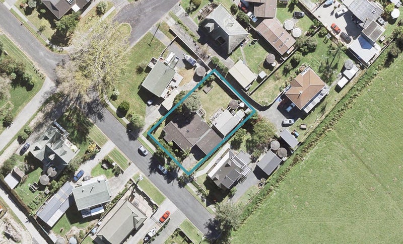 20 Ferndale Drive, Papakura - Carousel 1