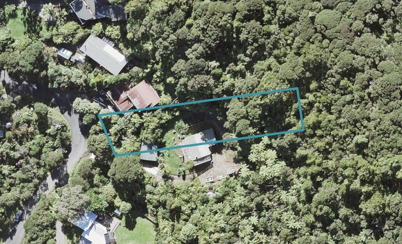 10 Ocean View Road, Huia, Auckland - Carousel 1