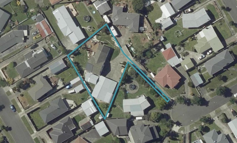 7 Wairau Place, Kelvin Grove, Palmerston North - Carousel 1
