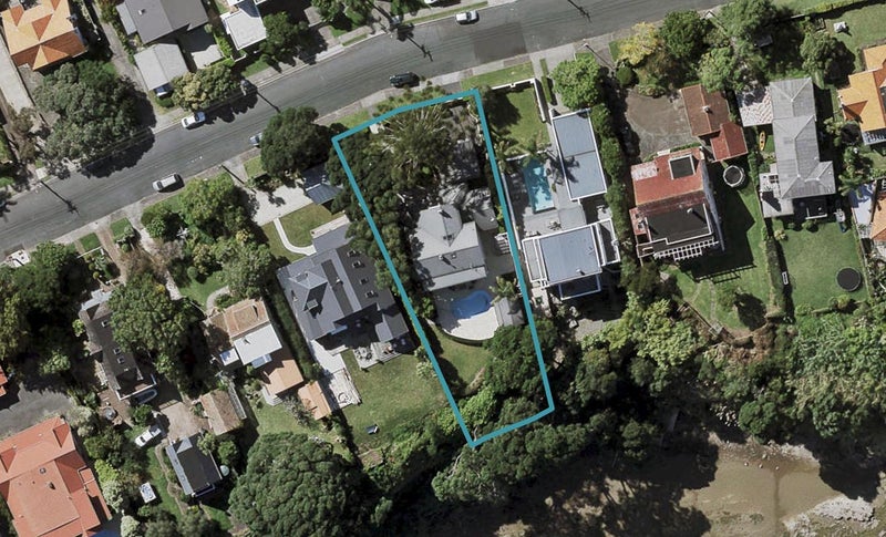 23 Norwood Road, Bayswater, Auckland - Carousel 1