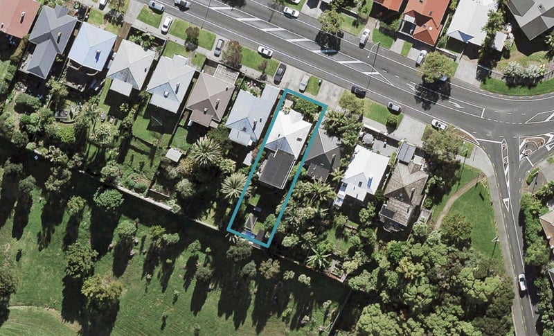 12 Old Mill Road, Grey Lynn, Auckland - Carousel 1