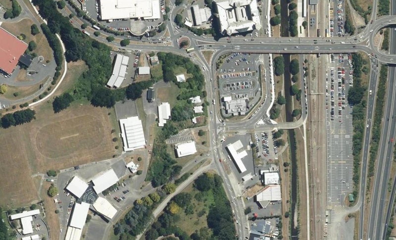 12 Kenepuru Drive, Kenepuru, Porirua - Carousel 1