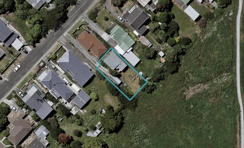 10B Waikare Road, Raumati Beach, Paraparaumu - Carousel 1