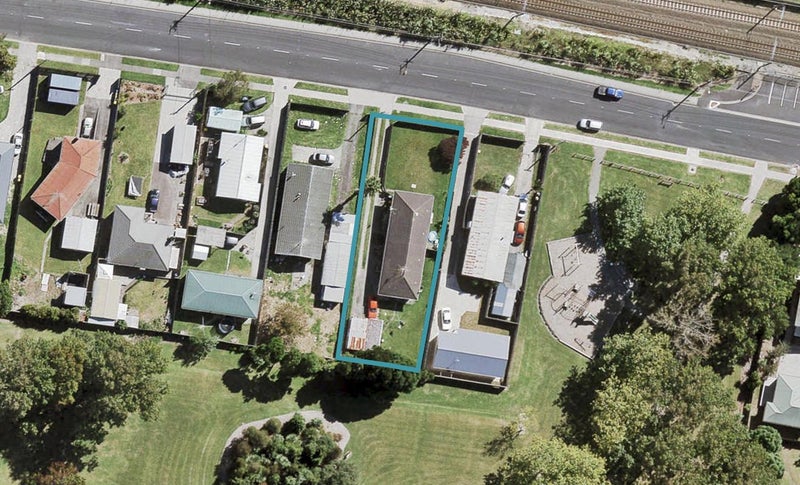 2/30 Pooks Road, Ranui, Auckland - Carousel 1