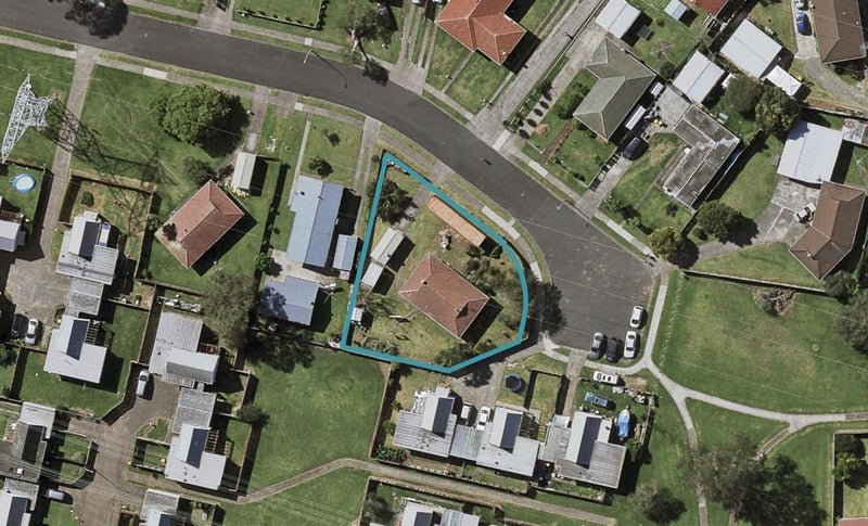 11 Bland Place, Otara, Auckland - Carousel 1