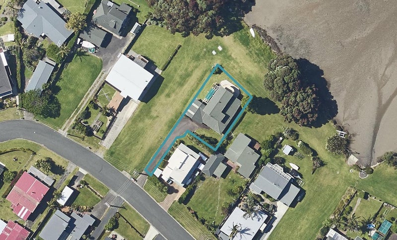 36B Roretana Drive, Athenree, Katikati - Carousel 1