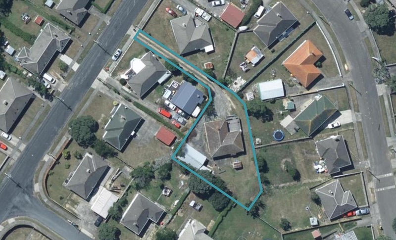 22 Astrolabe Street, Cannons Creek, Porirua - Carousel 1