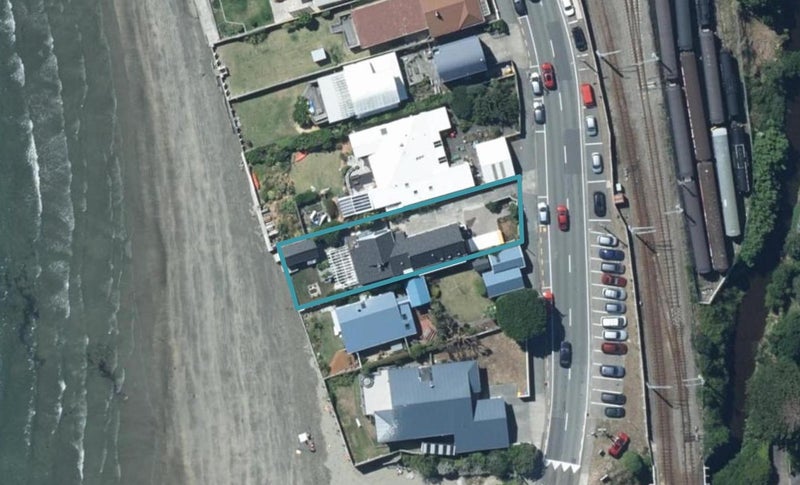 58 Steyne Avenue, Plimmerton, Porirua - Carousel 1