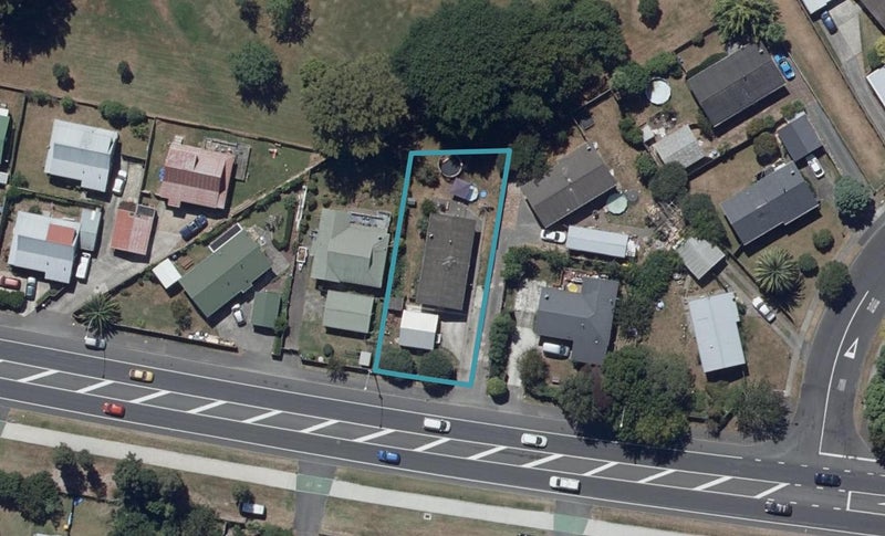 68 Kahikatea Drive, Melville, Hamilton - Carousel 1
