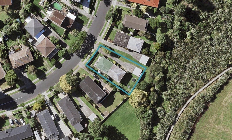 1/30 Imogene Way, Half Moon Bay, Auckland - Carousel 1