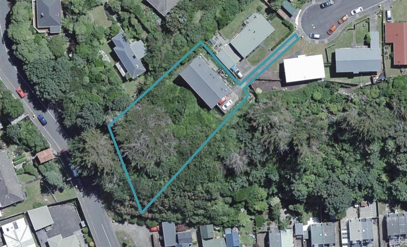 61 Victory Avenue, Karori, Wellington - Carousel 1