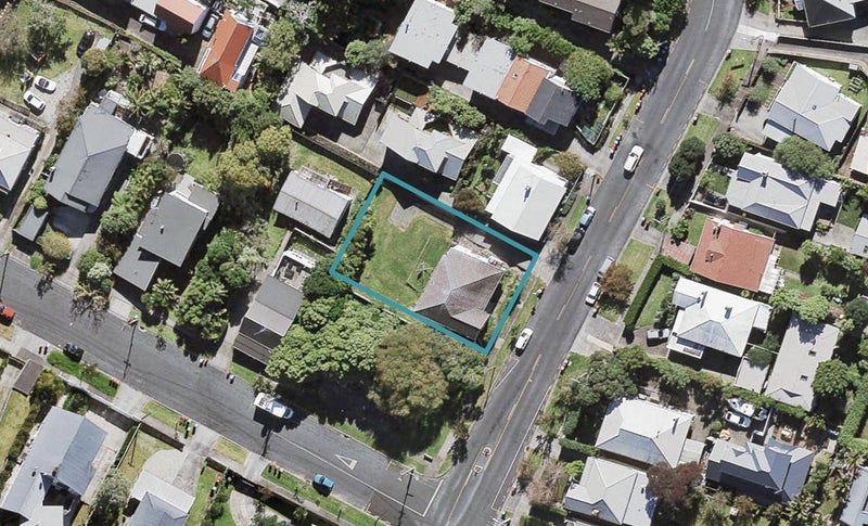 2/26 Mountain View Road, Morningside, Auckland - Carousel 1