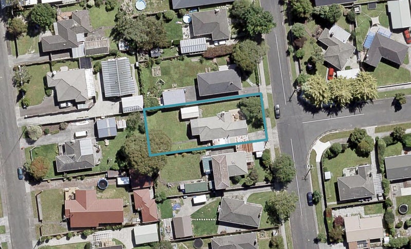 43 Clyma Street, Elderslea, Upper Hutt - Carousel 1