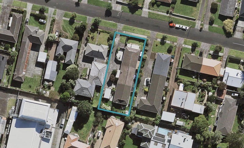 2/11 Paton Avenue, Papatoetoe, Auckland - Carousel 1