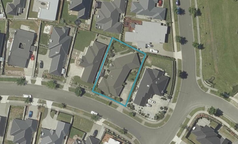4 Monaco Grove, Fitzherbert, Palmerston North - Carousel 1