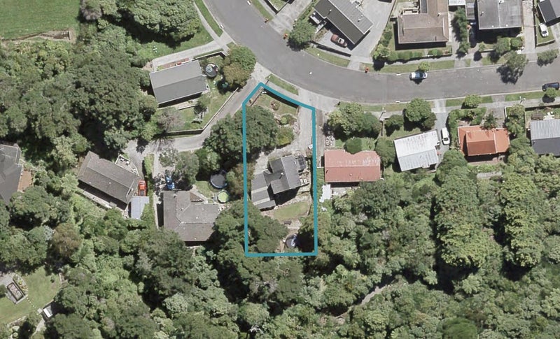 24 Amber Grove, Birchville, Upper Hutt - Carousel 1
