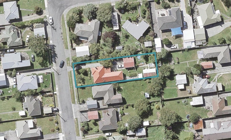 47 Dover Road, Wainuiomata, Lower Hutt - Carousel 1