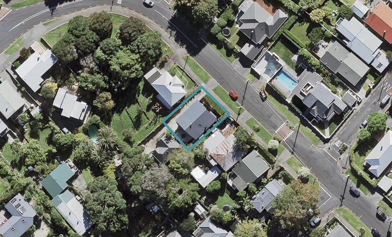 44 Warnock Street, Westmere, Auckland - Carousel 1