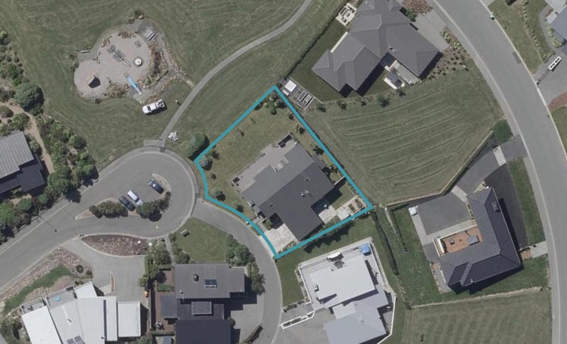 18 Quarry Hill Terrace, Kennedys Bush, Christchurch - Carousel 1